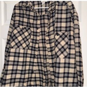 H&M Black and Cream Plaid Casual Button Down Shirt